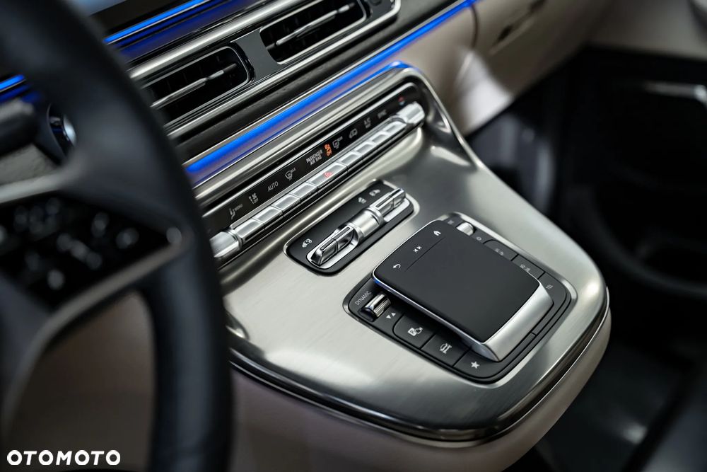 Mercedes-Benz Klasa V 300 d 4-Matic 9G-Tronic Exclusive (ekstra dł) - 26