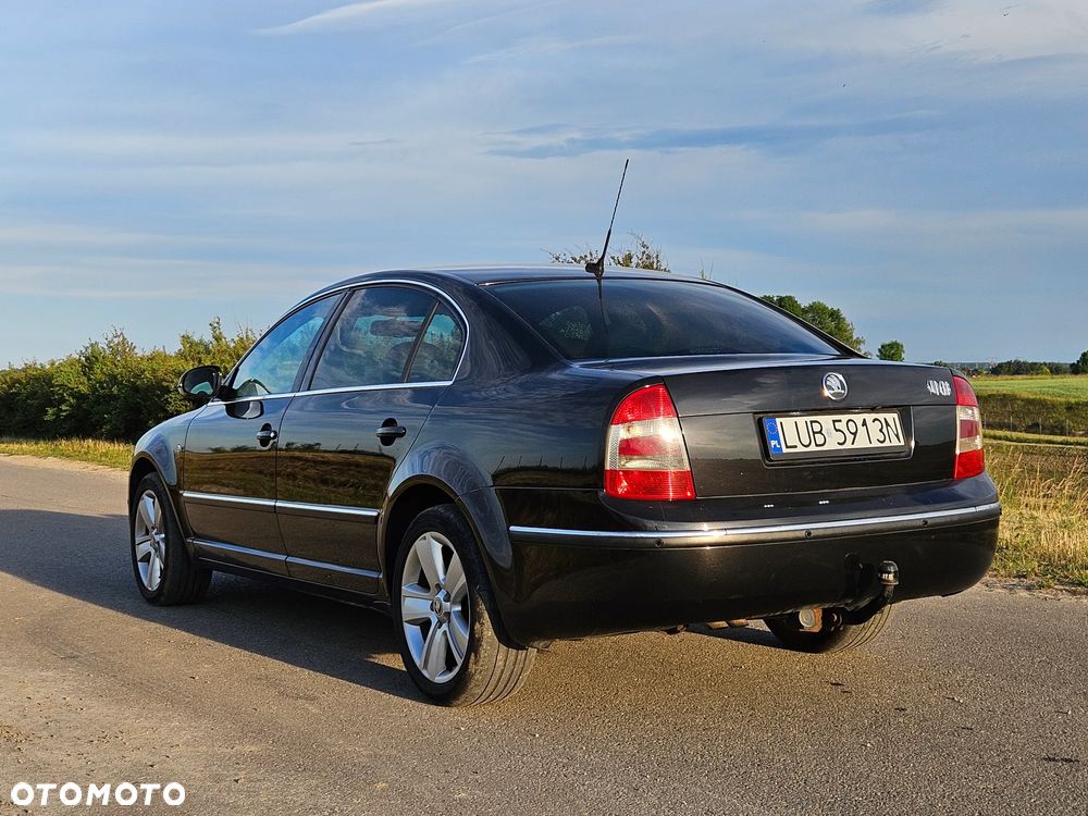Skoda Superb 2.0 TDI DPF Elegance - 5