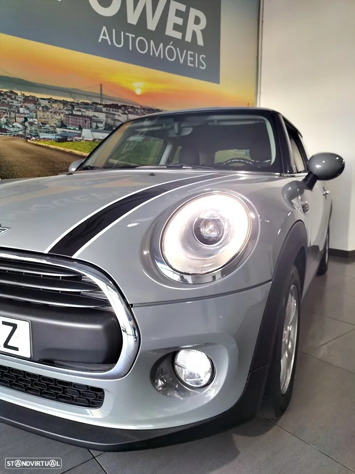 MINI 3 Portas One D - 10