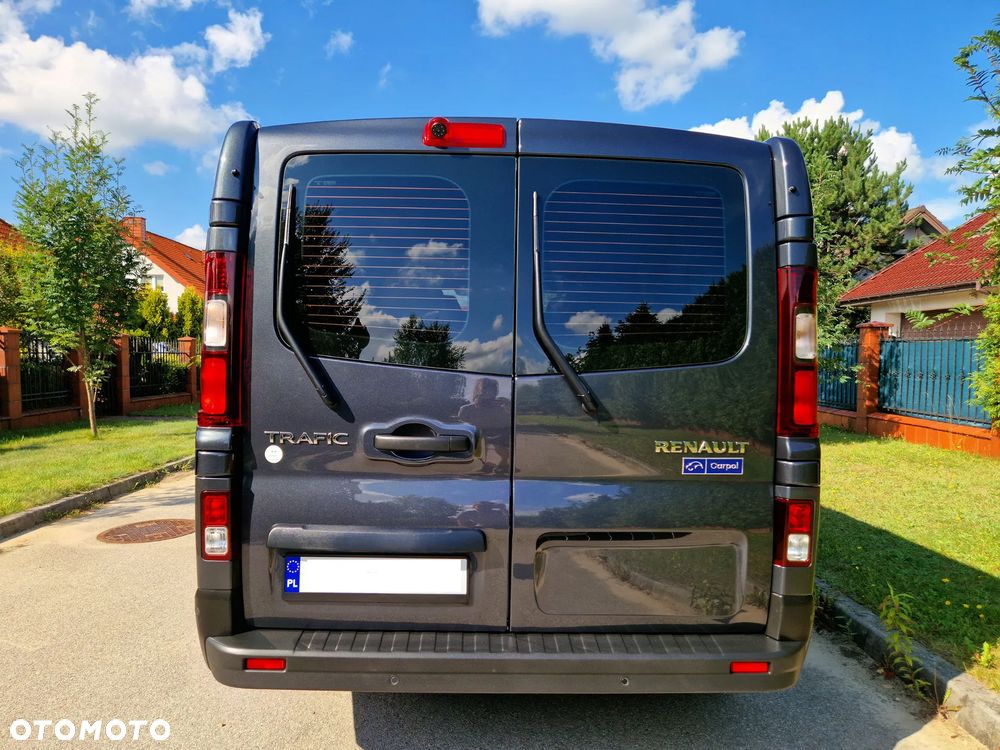 Renault Trafic 2.0 dCi - 8