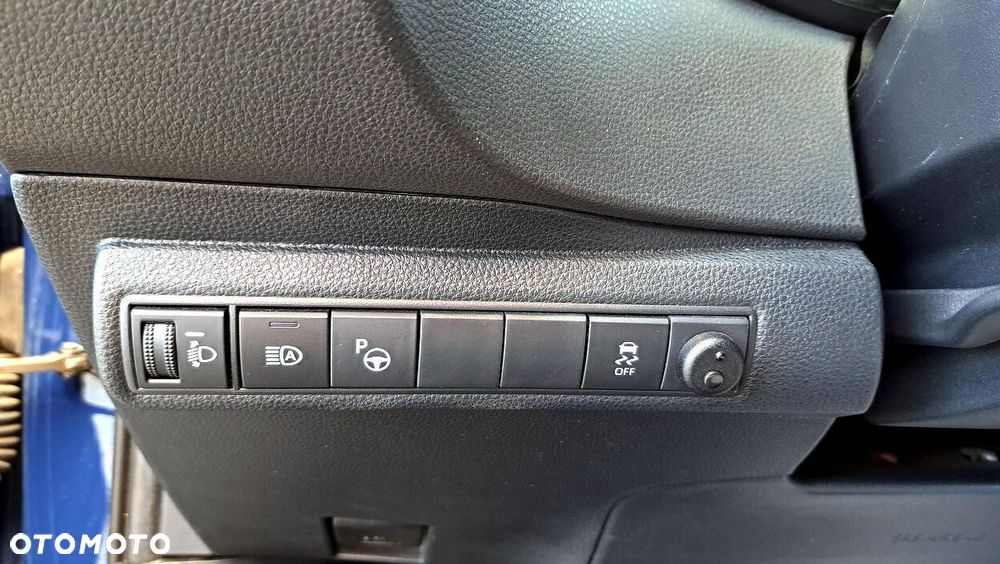 Toyota Corolla 1.8 Hybrid Comfort - 22
