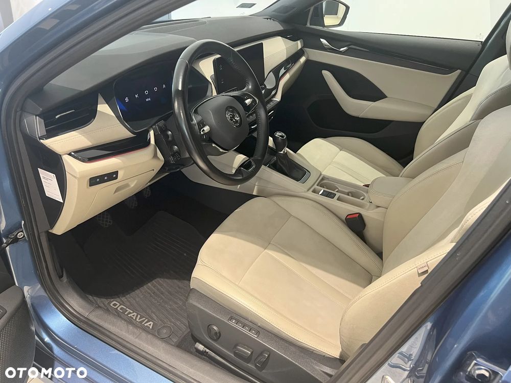 Skoda Octavia 1.5 TSI GPF ACT Style - 10