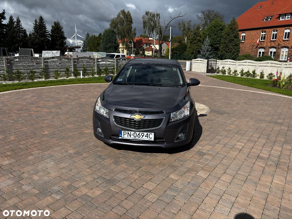 Chevrolet Cruze 1.6 LS - 1