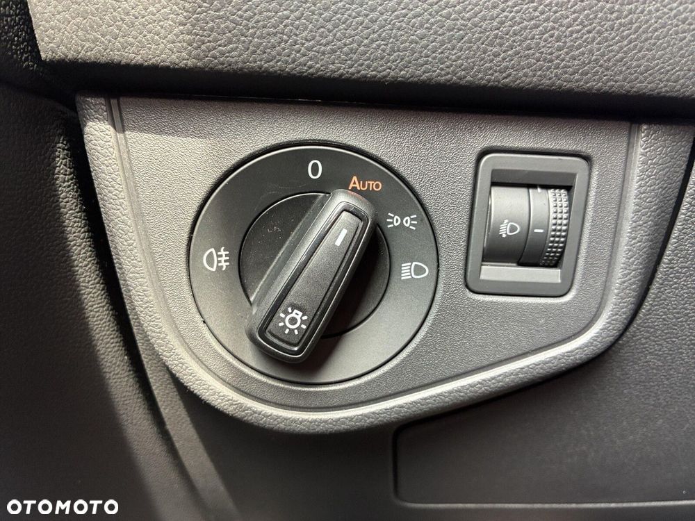 Volkswagen Polo - 23