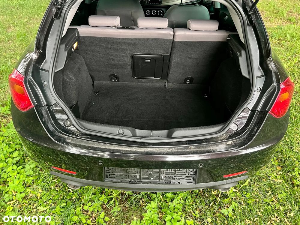 Alfa Romeo Giulietta 2.0 JTDM Distinctive - 15