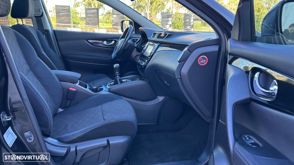 Nissan Qashqai 1.5 dCi Tekna Sport 18 129g - 27