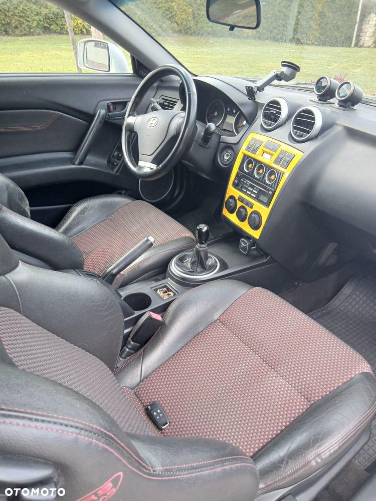 Hyundai Coupe - 8