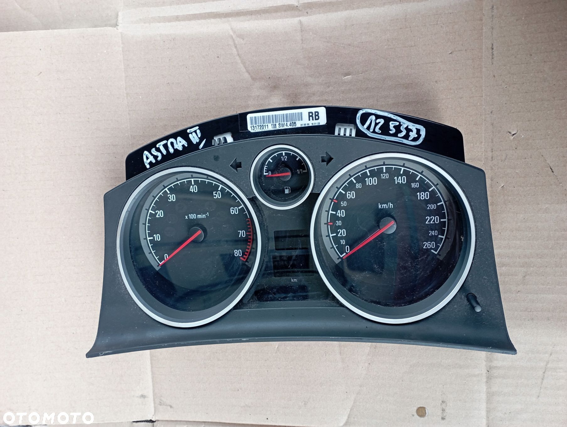 OPEL ASTRA H III 1.6 AUTOMAT LICZNIK PRĘDKOŚCIOMIERZ 13172011 EUROPA - 1