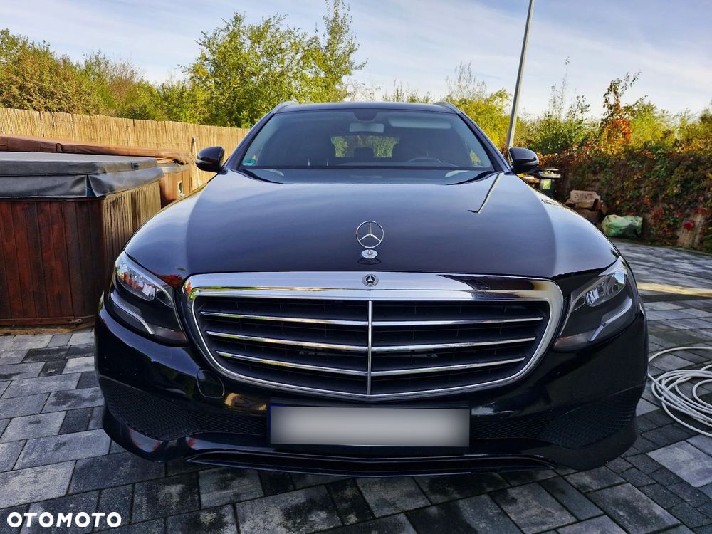 Mercedes-Benz Klasa E 200 d 9G-TRONIC - 4