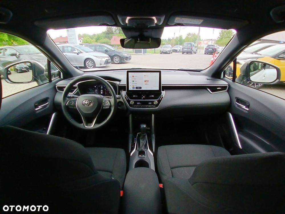 Toyota Corolla Cross - 15