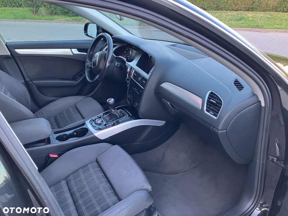 Audi A4 Avant 2.0 TDI - 11