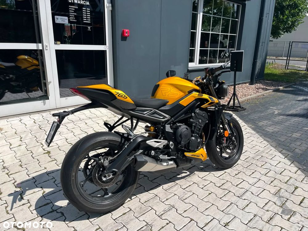 Triumph Street Triple - 2