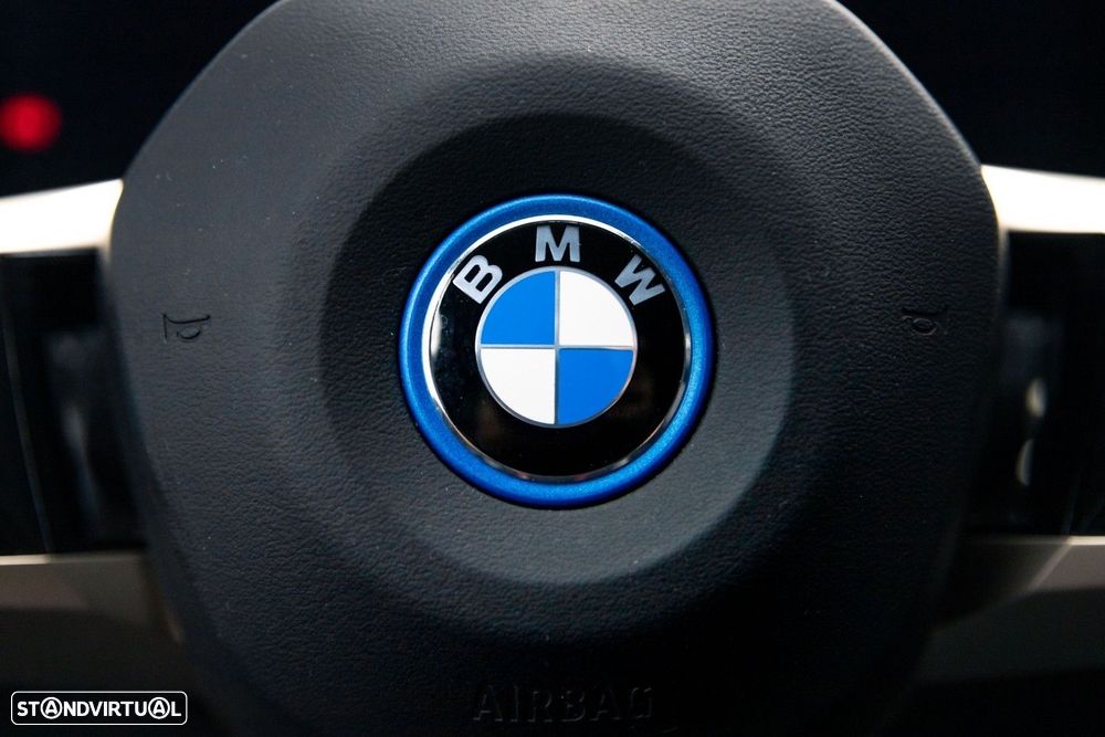 BMW iX xDrive 40 - 27