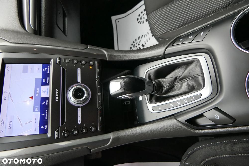 Ford Mondeo 2.0 Hybrid Trend - 28