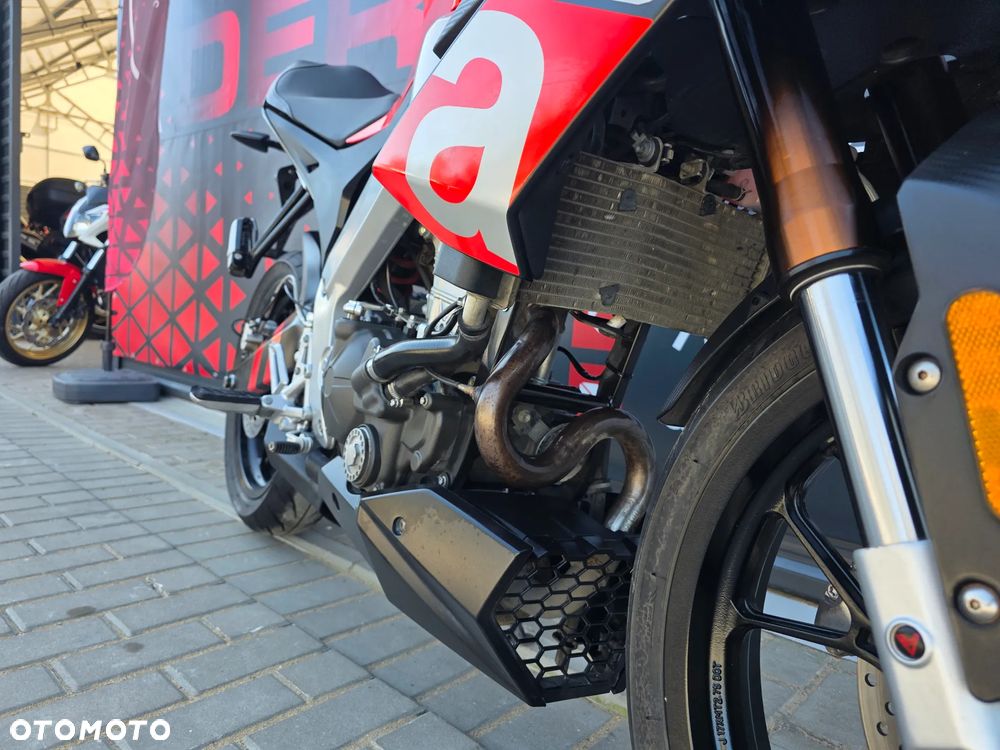 Aprilia Tuono - 18