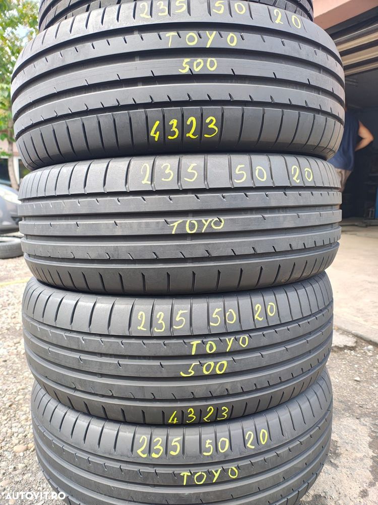 235 50 20 Toyo NOI 4323 - 2