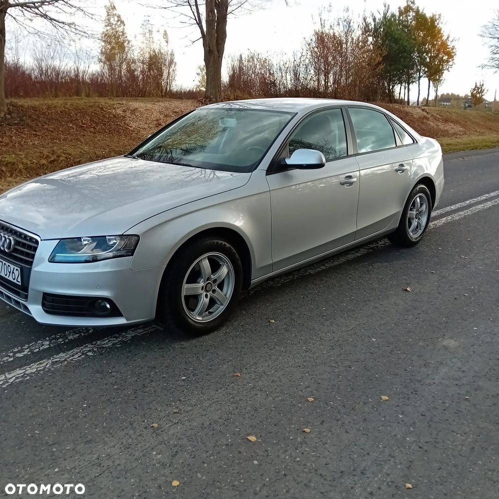 Audi A4 Limousine - 2