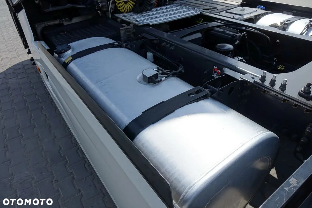 Renault GAMA T HIGH 520 DTI 13 / STANDARD / AUTOMAT/ EURO 6 / 2 ZBIORNIKI / KLIMATYZACJA POSTOJOWA - 15