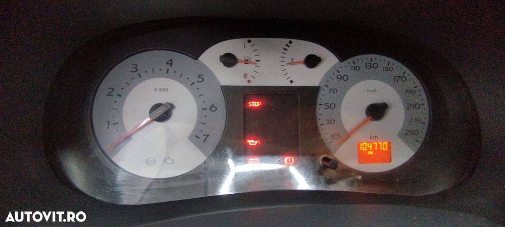 Renault Symbol 1.4 Expression - 8