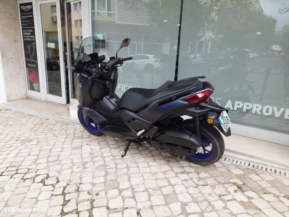 Yamaha X-Max 125 - 6
