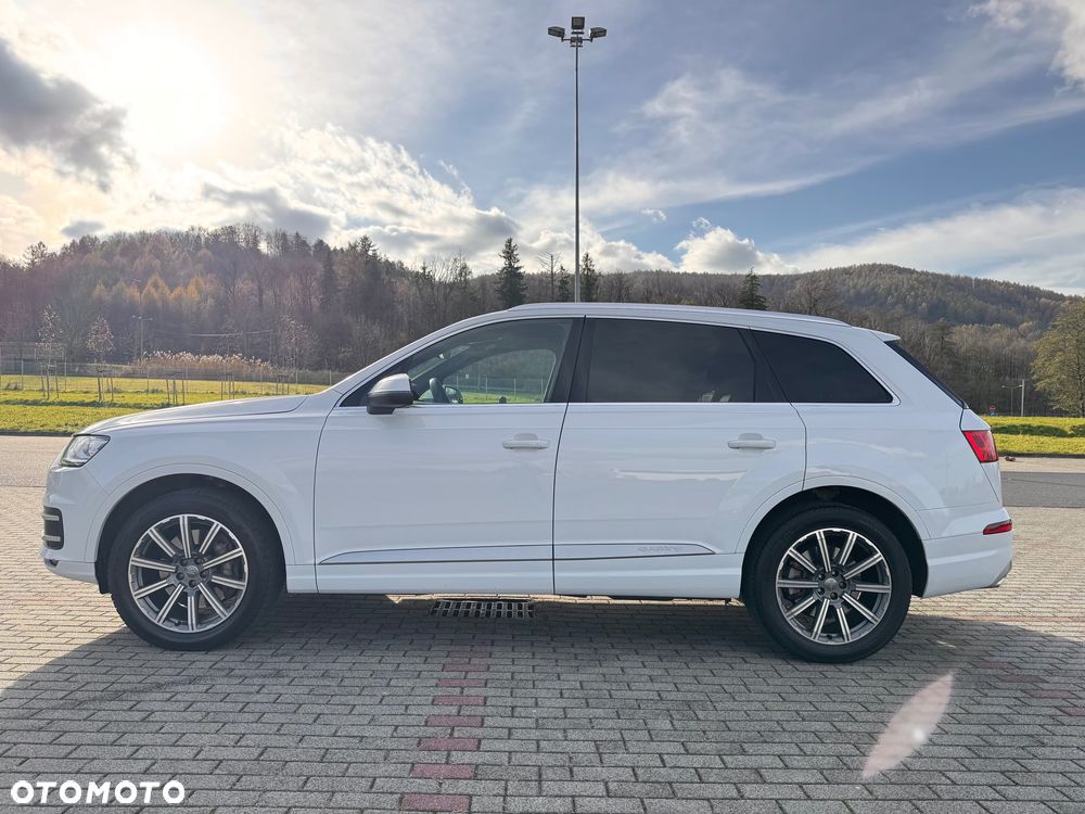 Audi Q7 3.0 TFSI Quattro Tiptronic - 16
