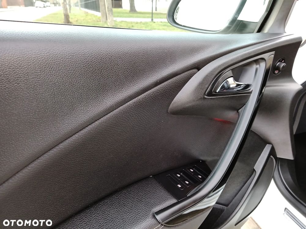 Opel Astra 1.6 ECOTEC DI Turbo Automatik Style - 12