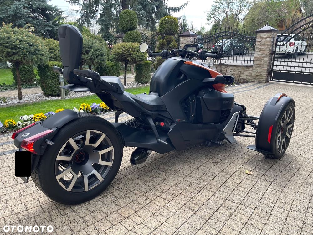 Can-Am Ryker - 8