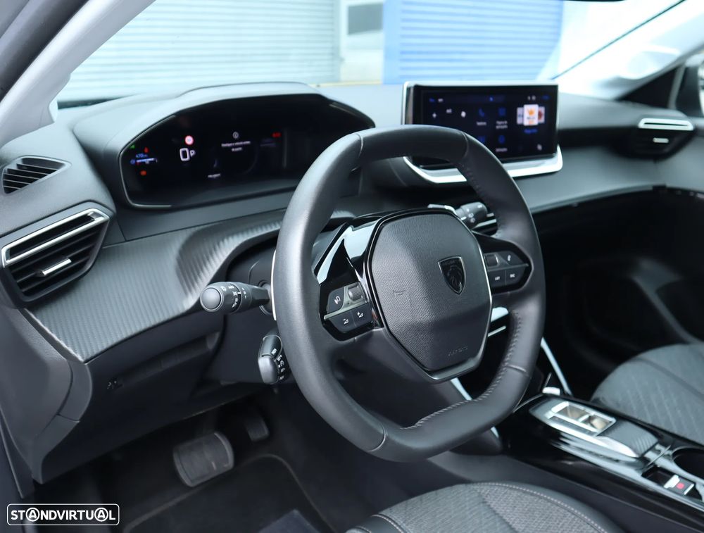 Peugeot 208 1.2 Hybrid Allure e-DCS6 - 24