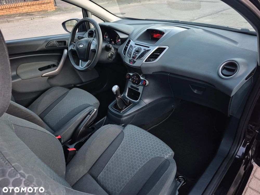 Ford Fiesta 1.25 Titanium X - 8