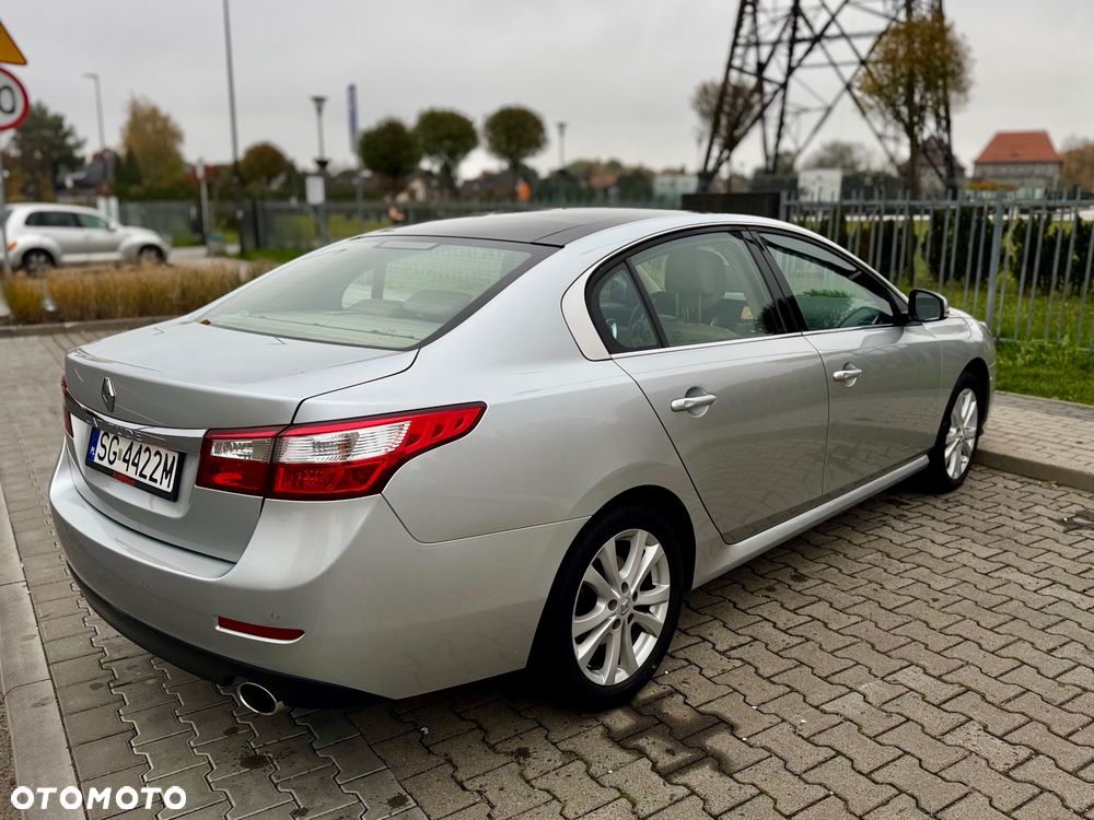 Renault Latitude 2.0 dCi Privilege - 4