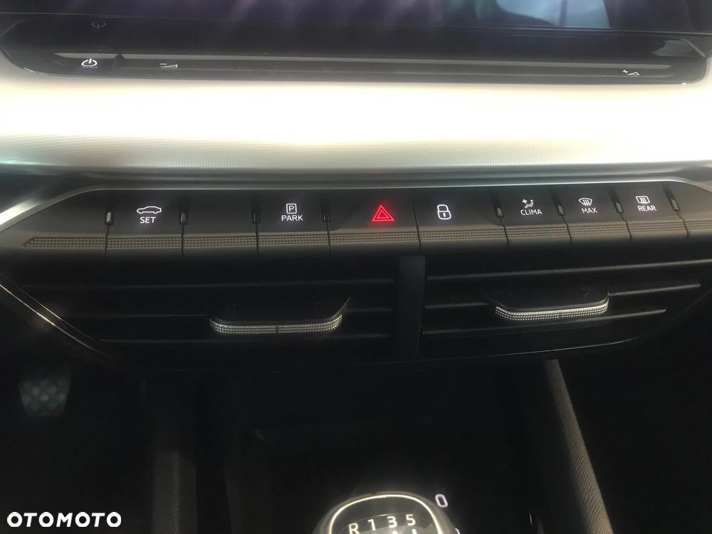 Skoda Octavia 1.5 TSI Selection - 12