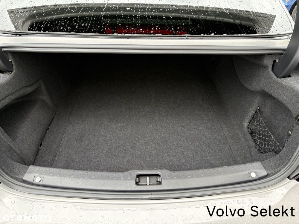 Volvo S90 - 26