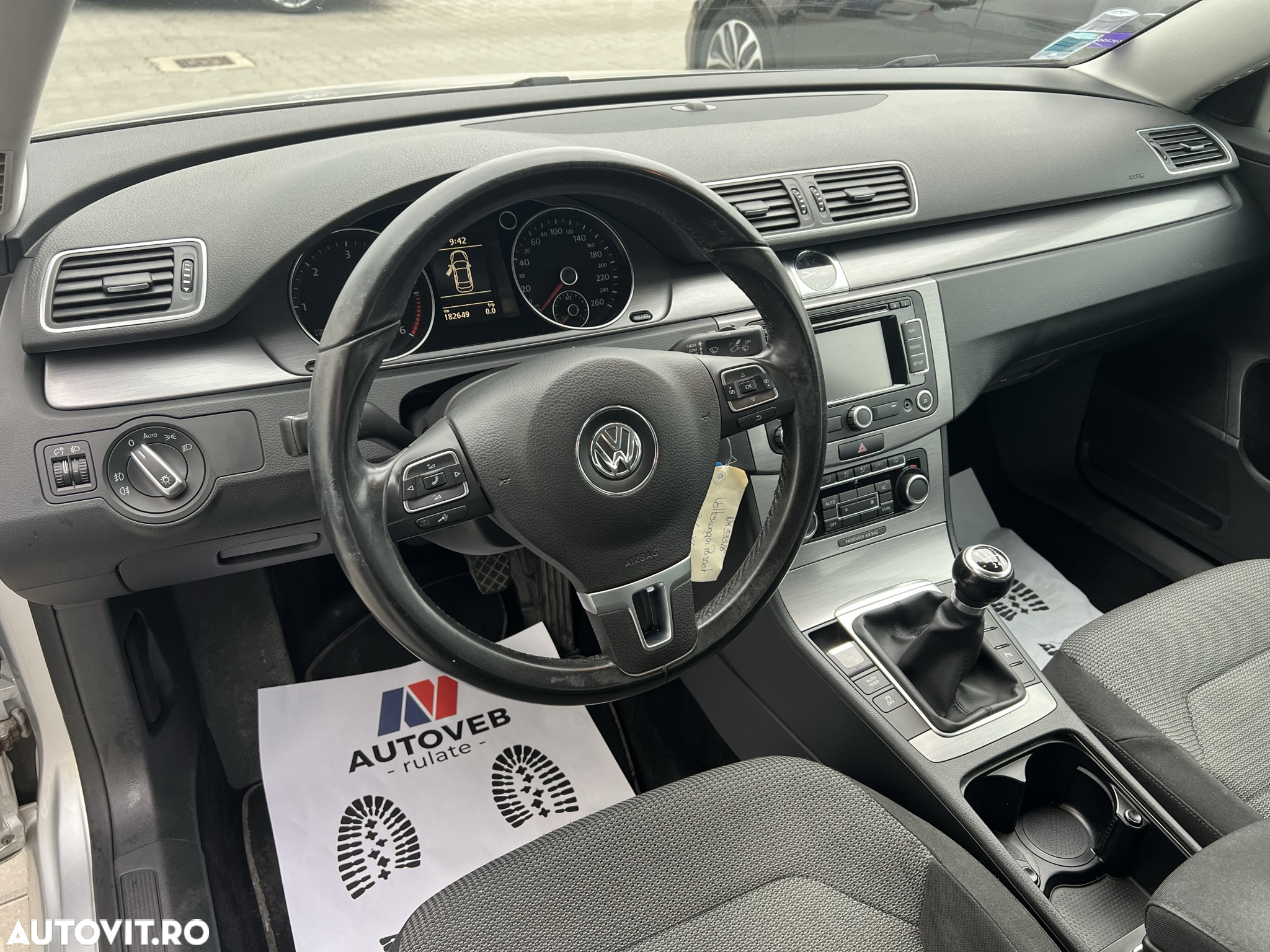 Volkswagen Passat - 9