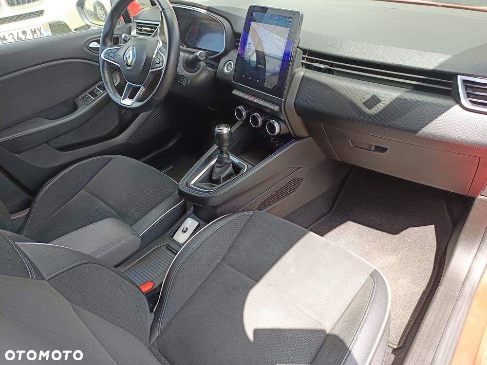 Renault Clio BLUE dCi 115 BUSINESS EDITION - 11