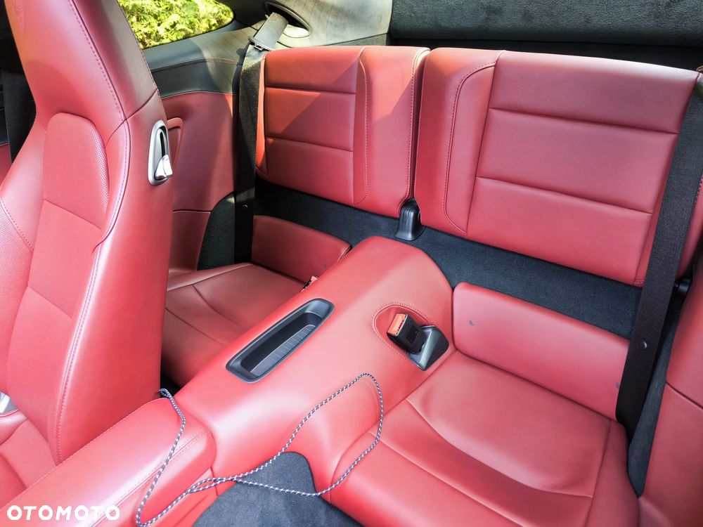 Porsche 911 Carrera GTS PDK - 13