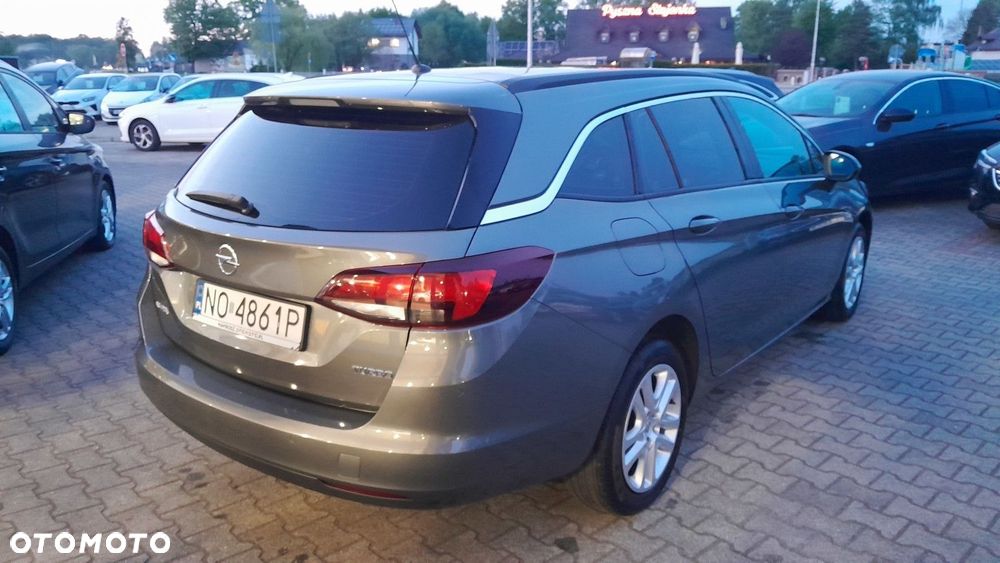 Opel Astra - 4