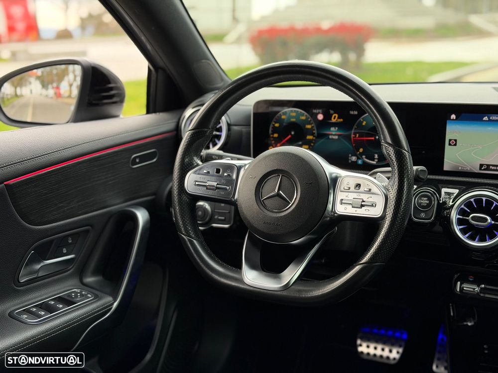 Mercedes-Benz A 180 d 7G-DCT AMG Line - 16