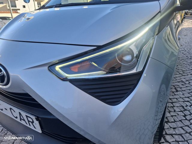 Toyota Aygo 1.0 X-Play - 48