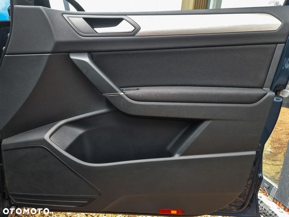Volkswagen Touran 2.0 TDI BMT Comfortline DSG - 37