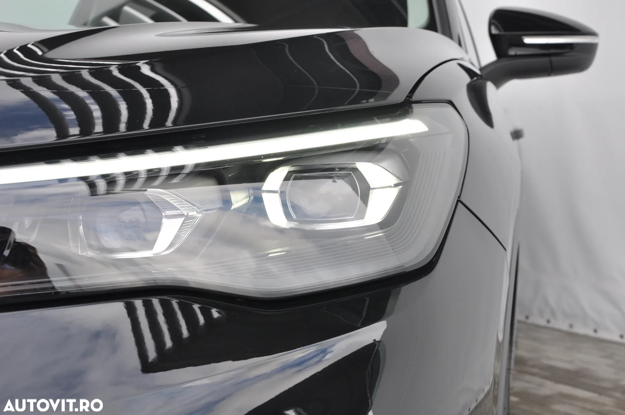 Volkswagen Tiguan 2.0 TDI DSG 4Motion Life - 10