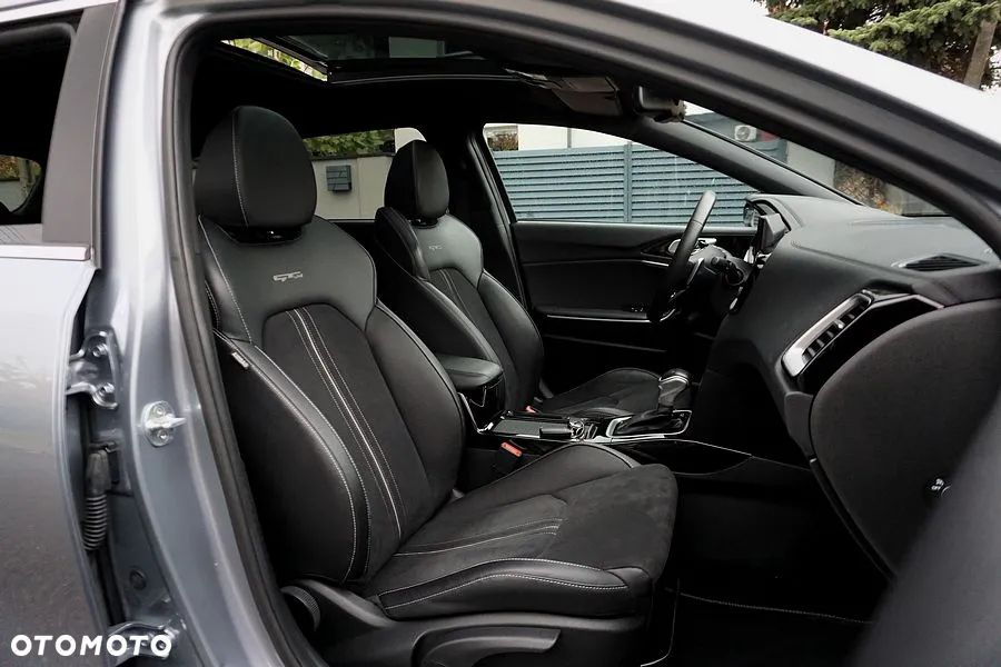 Kia Ceed 1.5 T-GDI DCT7 OPF GT Line - 28