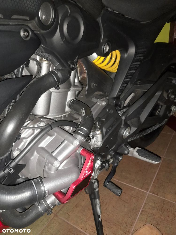 Ducati Monster - 4