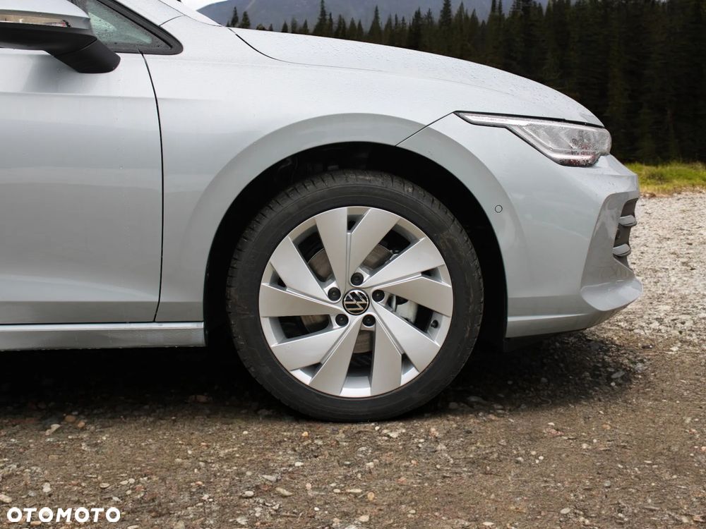 Volkswagen Golf 1.5 eTSI mHEV Life DSG - 5