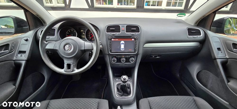 Volkswagen Golf 1.6 Q-Line - 9