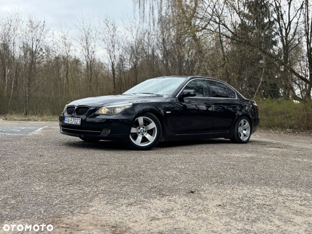BMW Seria 5 525d - 30