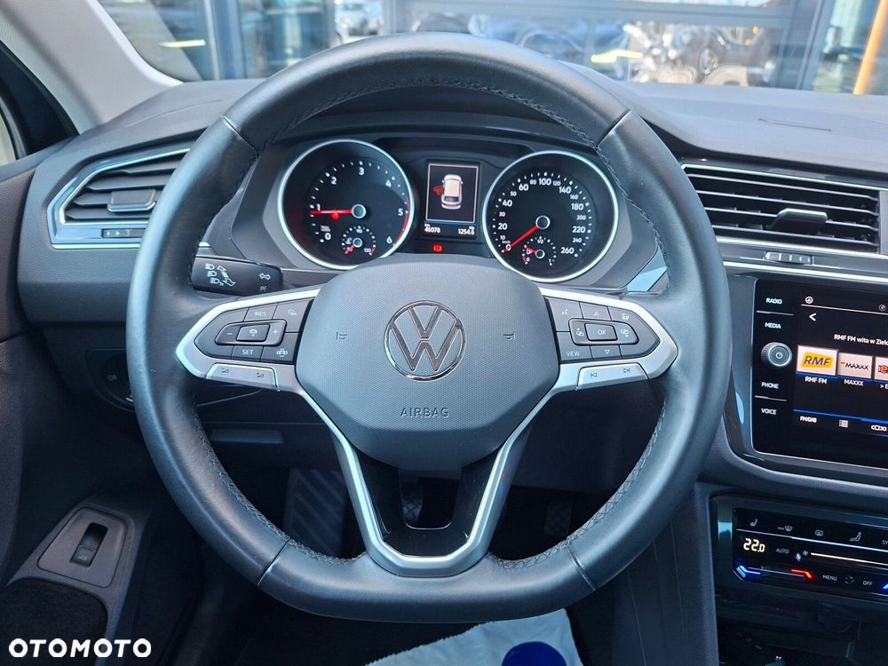 Volkswagen Tiguan - 18