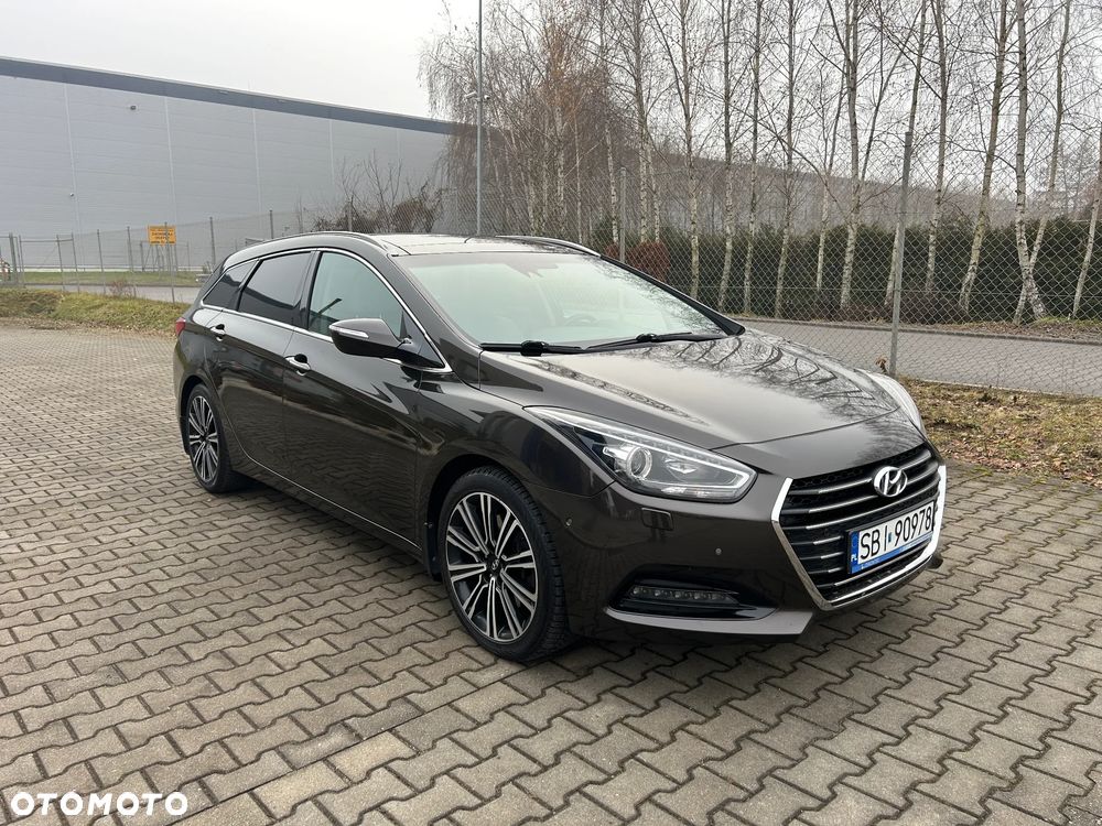 Hyundai i40 1.7 CRDi Premium DCT - 1