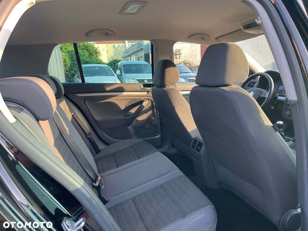 Volkswagen Golf 1.6 Tour - 27