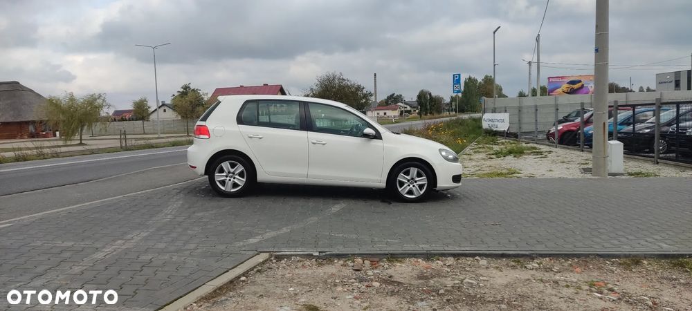Volkswagen Golf 1.6 Comfortline - 4