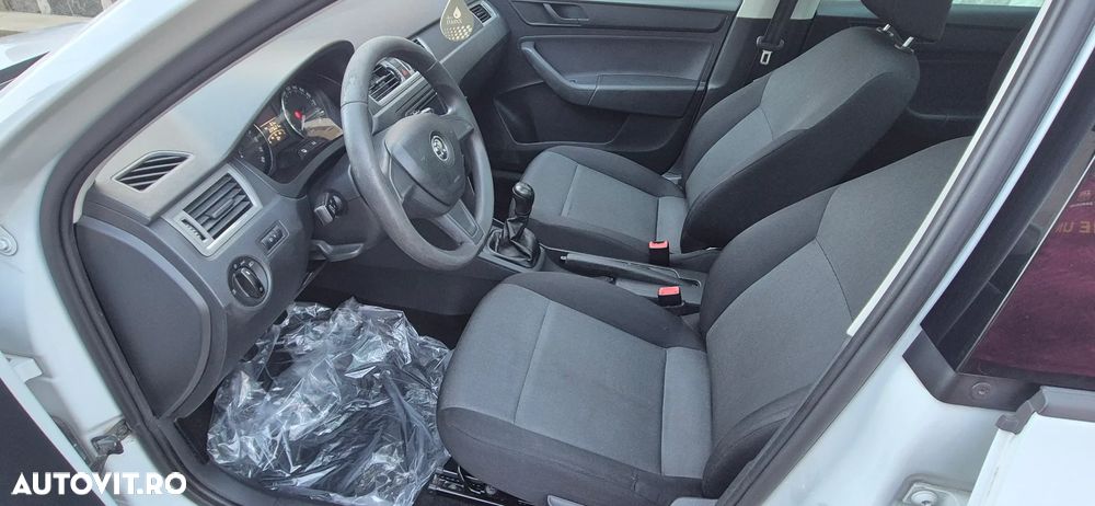 Skoda RAPID 1.6 TDI Ambition - 6